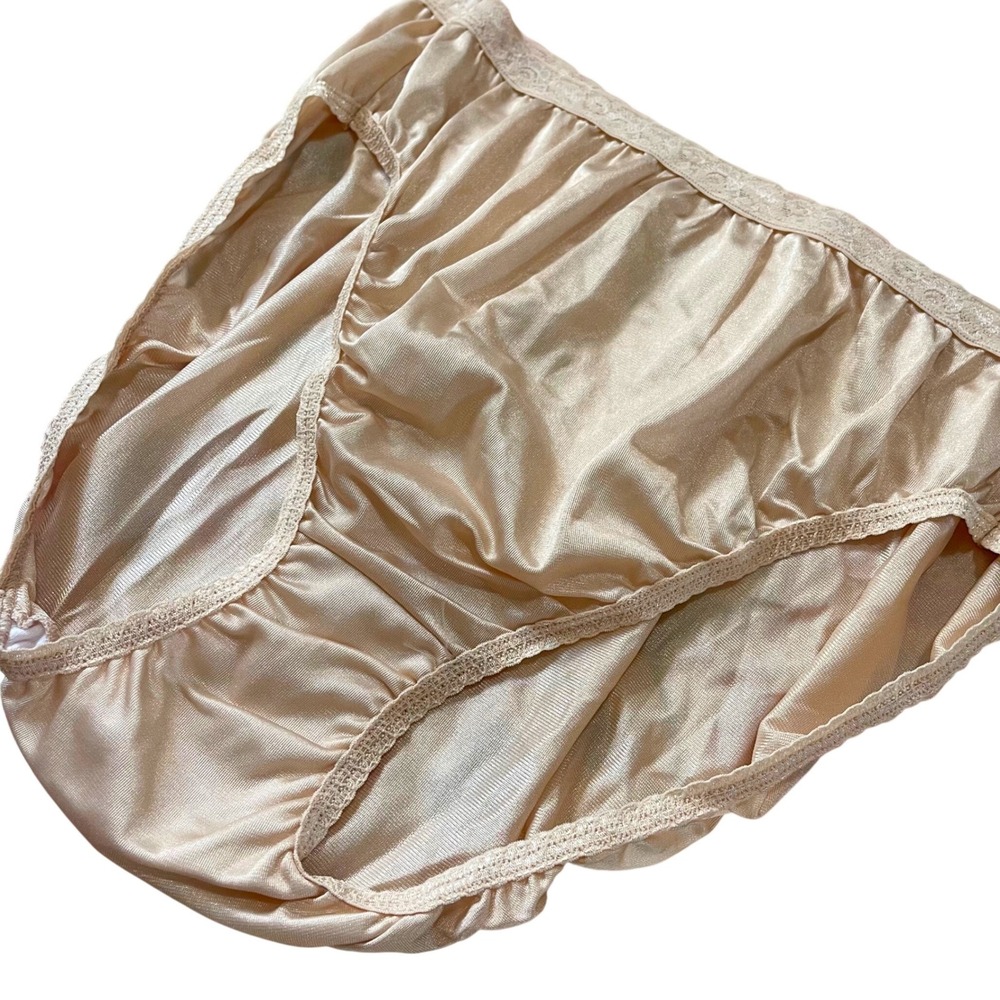 VTG Hanes Sheer Panties Shiny Nylon Gusset Lace 10 Granny 15763 nude‎ tan skin